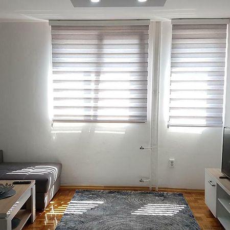 Apartment Emina Травник Екстериор снимка